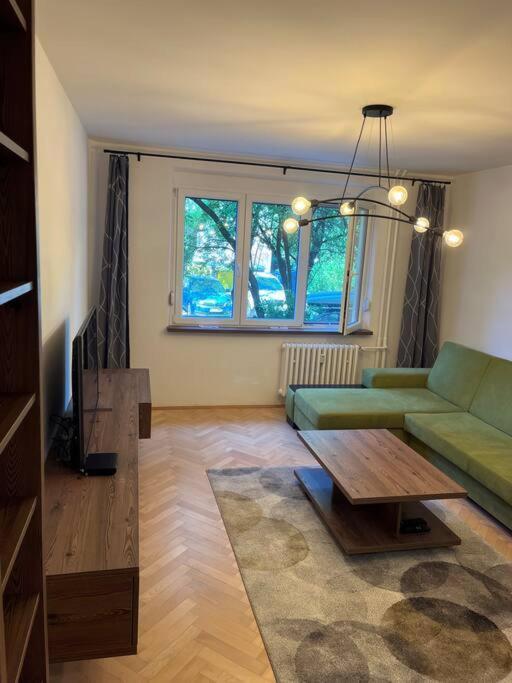 Apartament New Spacious One-room *